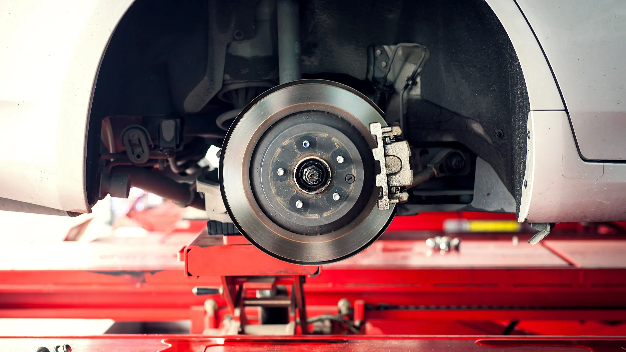 The Ultimate Guide to Selecting the Perfect Brake Pads for Your Vehicle 
