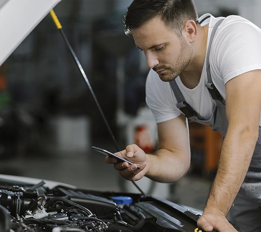 4 Tips for Taking Care of Your Windshield Wipers
