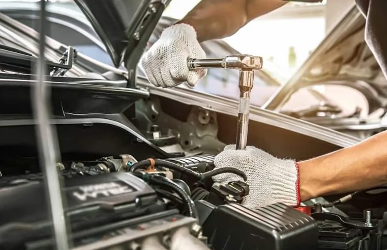 Interior Light Troubleshooting for Hybrid and Electric Vehicles