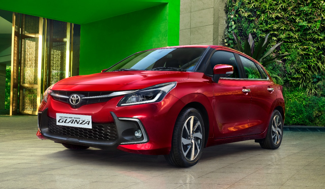 Drive Through Every Season With the All-Weather Capability of a Pre-Owned Toyota RAV4